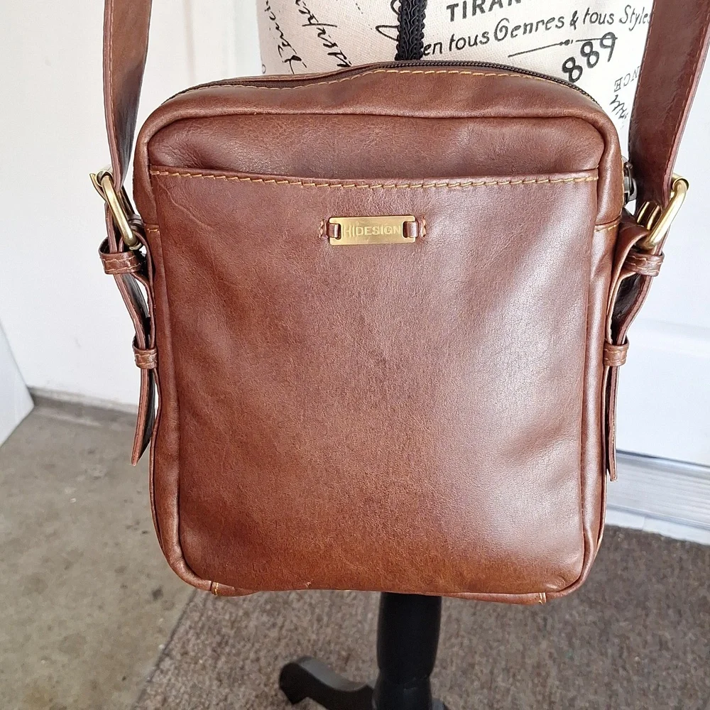 Hide Sign Leather Crossbody Messenger Bag